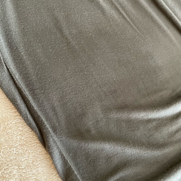 Forever 21 Plus Lightweight Comfort Jogger Pants - Size 2X - Picture 5 of 15